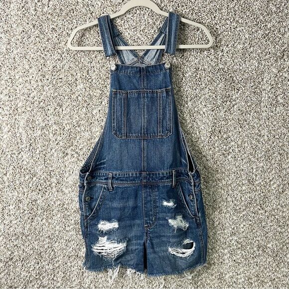 American Eagle Shortalls Women’s Small Tomgirl Distressed Denim Jean - Picture 1 of 9